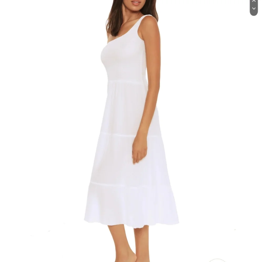 Becca 2022 by Rebecca Virtue Ponza smocked dress size Medium NWT - Picture 2 of 12